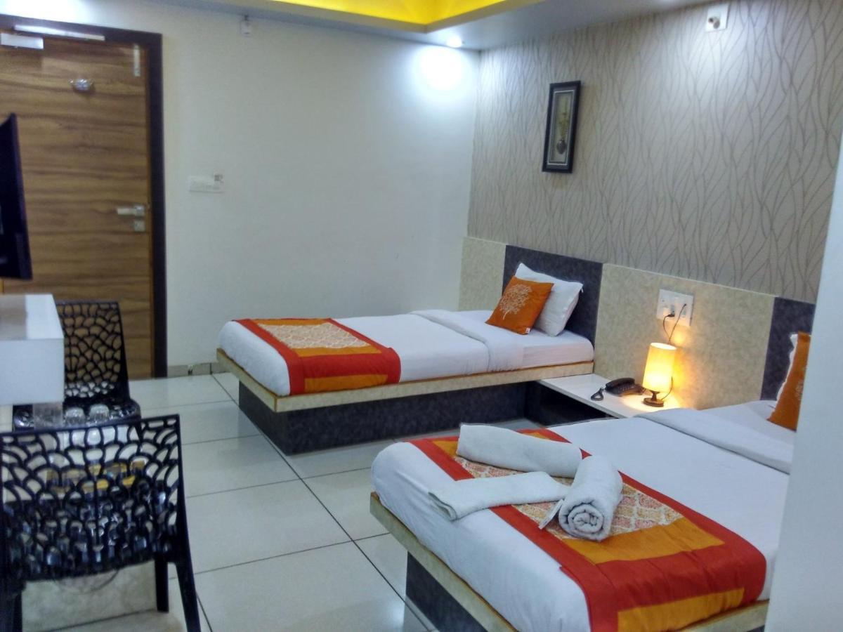 Hotel Sigma Inn Ahmedabad Luaran gambar
